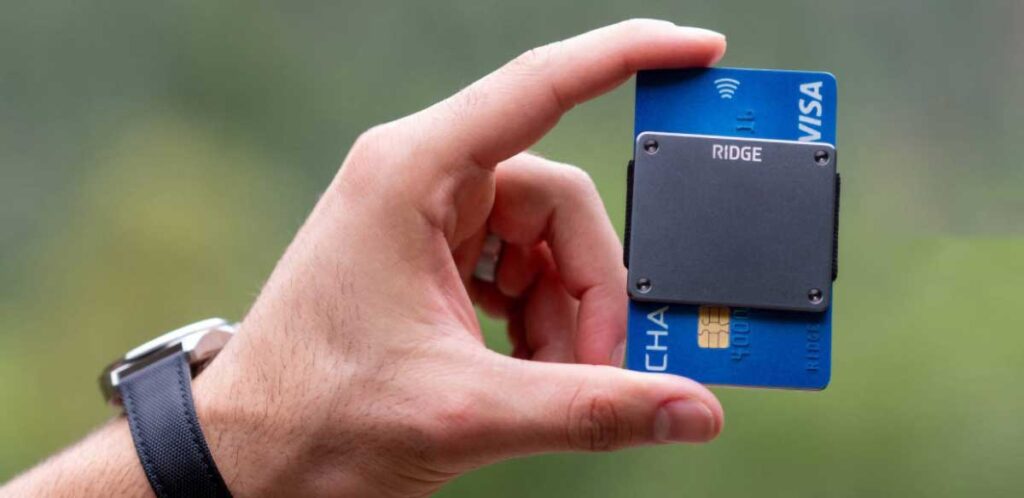 The hugely popular Ridge EDC wallet went on a diet!